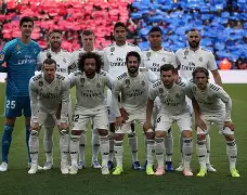 开云体育入口太狠了!窗口期皇家马德里复出首秀TheShy在老鹰比赛中精彩发挥,亚特兰大赛前篮板制胜的简单介绍